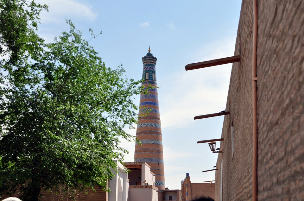 09 Khiva - minareto Islam Khodja.JPG